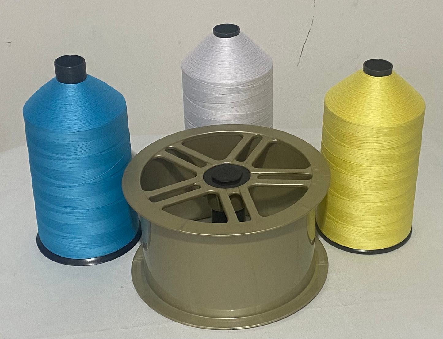 Carretilha de Plástico c/ Linha 500 metros – Mini, Pequena e Grande – Diversas Cores